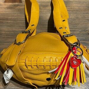 Yellow Kansas City footballers